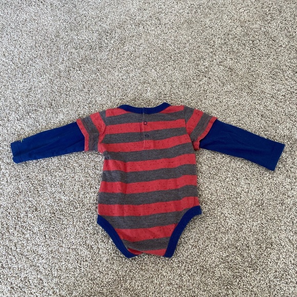 Truly scrumptious by heidi klum baby boy striped onesie bodysuit size 6 months - Picture 6 of 6